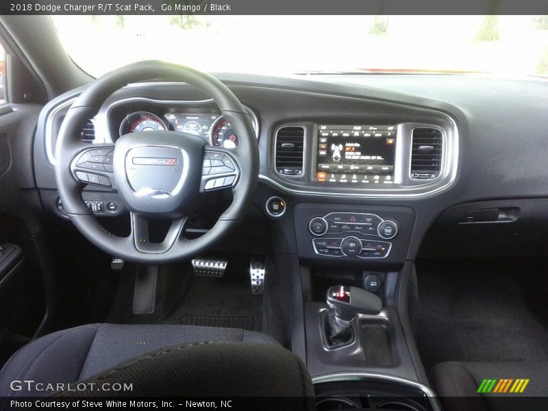 Go Mango / Black 2018 Dodge Charger R/T Scat Pack