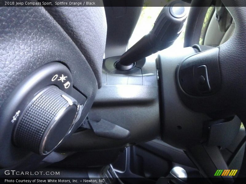 Spitfire Orange / Black 2018 Jeep Compass Sport