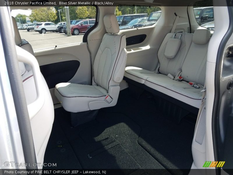 Billet Silver Metallic / Black/Alloy 2018 Chrysler Pacifica Limited