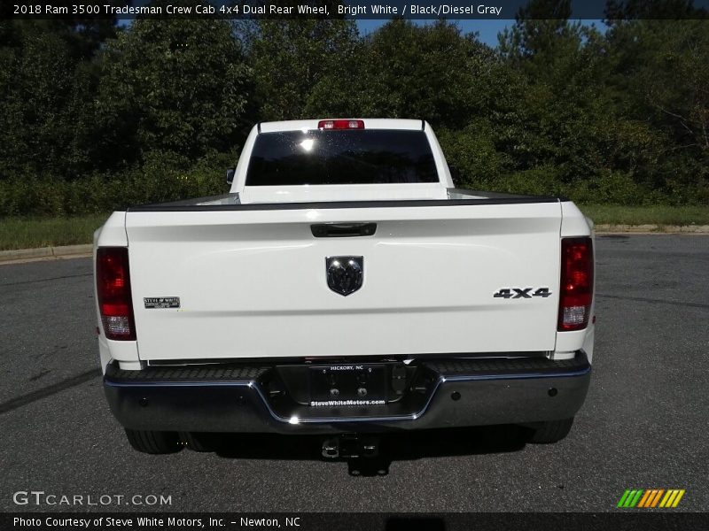 Bright White / Black/Diesel Gray 2018 Ram 3500 Tradesman Crew Cab 4x4 Dual Rear Wheel