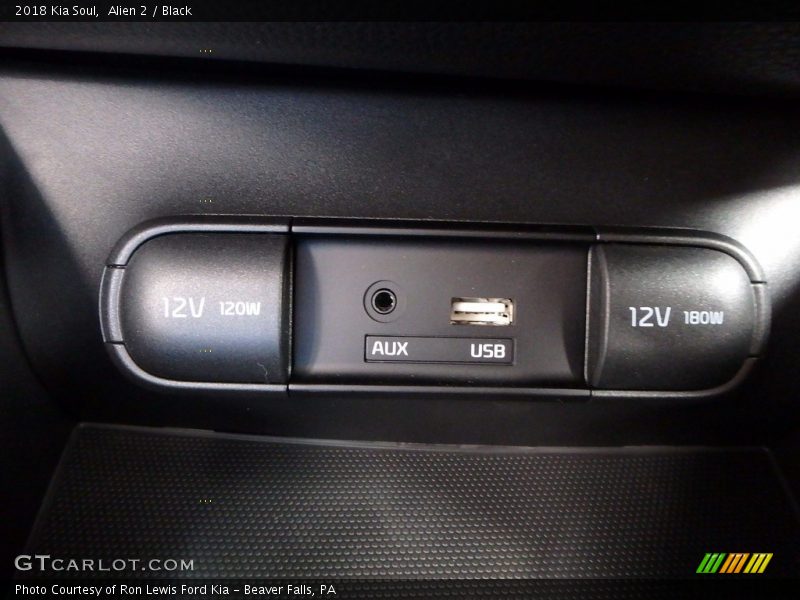 Alien 2 / Black 2018 Kia Soul