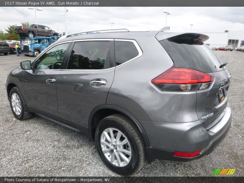 Gun Metallic / Charcoal 2017 Nissan Rogue SV AWD
