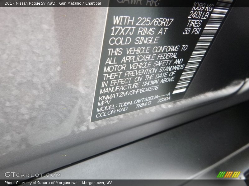 Gun Metallic / Charcoal 2017 Nissan Rogue SV AWD