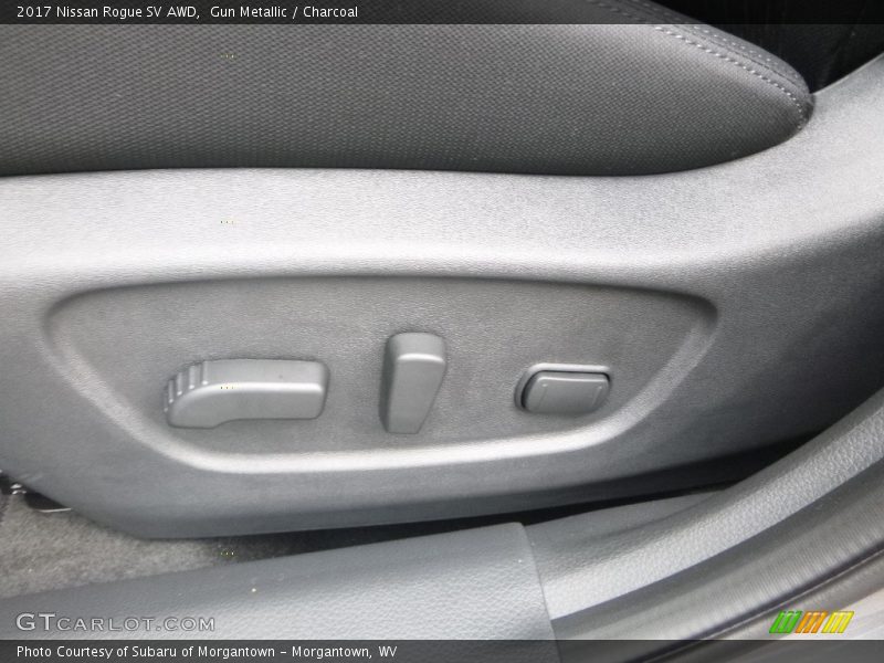 Gun Metallic / Charcoal 2017 Nissan Rogue SV AWD