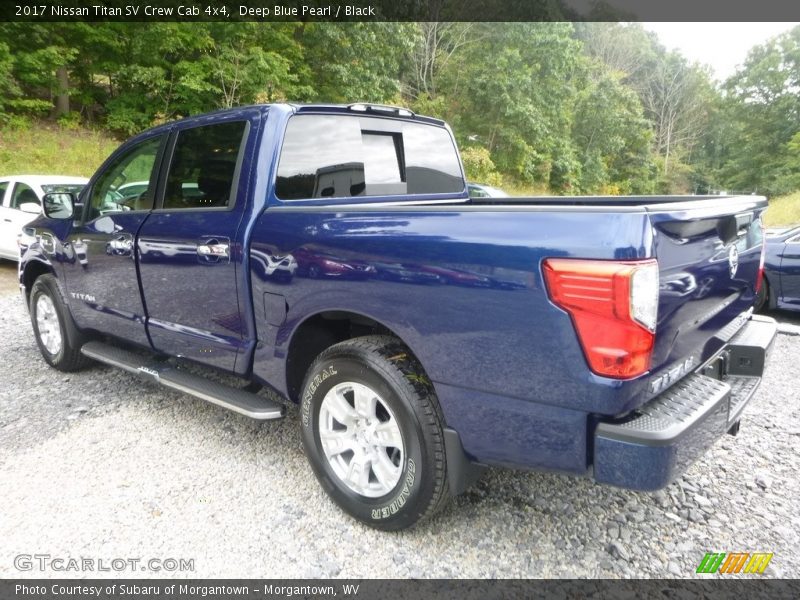Deep Blue Pearl / Black 2017 Nissan Titan SV Crew Cab 4x4