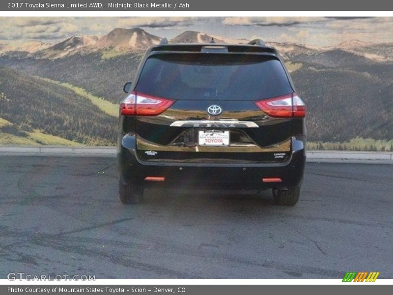 Midnight Black Metallic / Ash 2017 Toyota Sienna Limited AWD