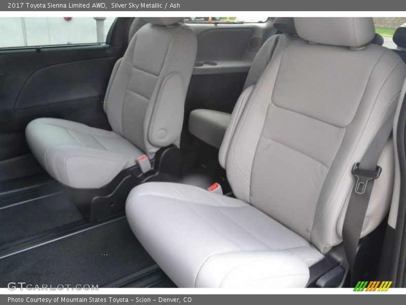 Silver Sky Metallic / Ash 2017 Toyota Sienna Limited AWD