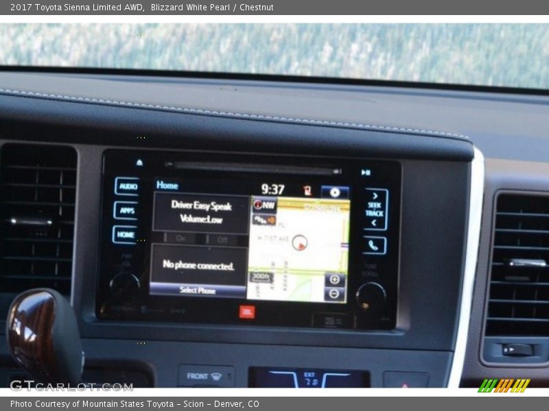 Blizzard White Pearl / Chestnut 2017 Toyota Sienna Limited AWD