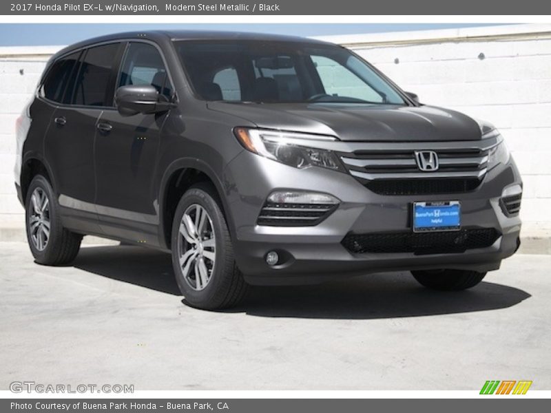 Modern Steel Metallic / Black 2017 Honda Pilot EX-L w/Navigation