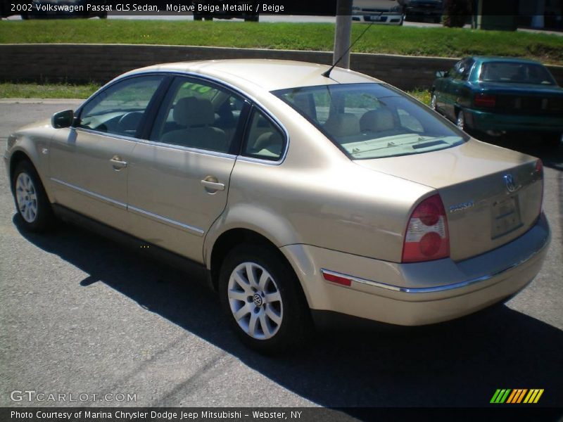 Mojave Beige Metallic / Beige 2002 Volkswagen Passat GLS Sedan
