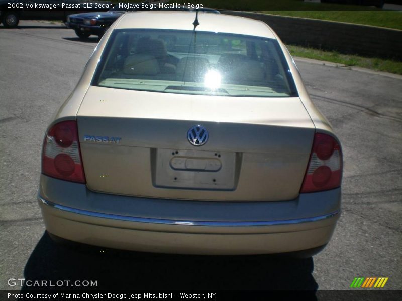 Mojave Beige Metallic / Beige 2002 Volkswagen Passat GLS Sedan