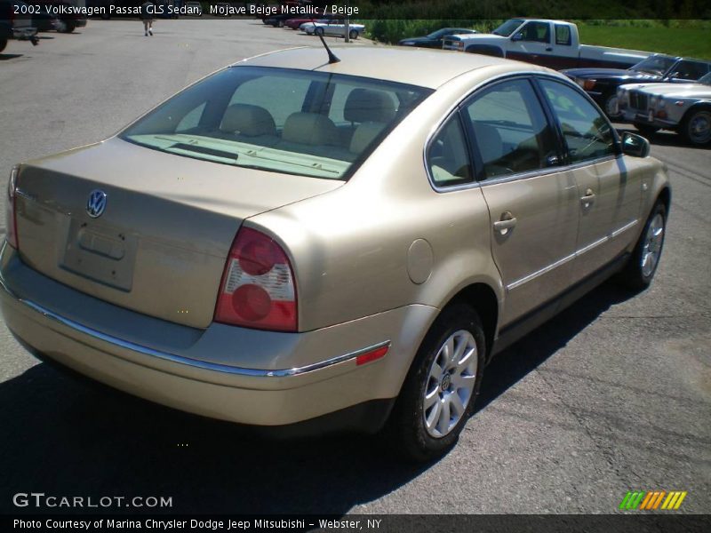 Mojave Beige Metallic / Beige 2002 Volkswagen Passat GLS Sedan