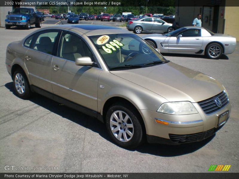 Mojave Beige Metallic / Beige 2002 Volkswagen Passat GLS Sedan