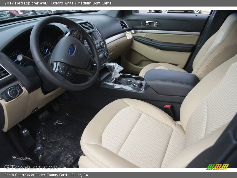 Oxford White / Medium Light Camel 2017 Ford Explorer 4WD