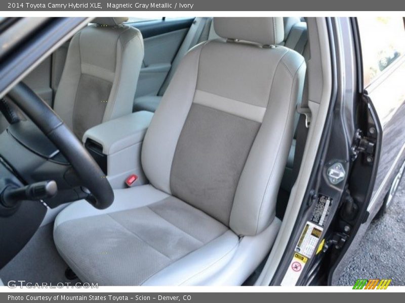 Magnetic Gray Metallic / Ivory 2014 Toyota Camry Hybrid XLE