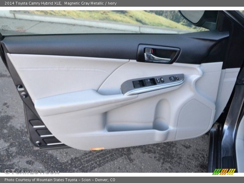 Magnetic Gray Metallic / Ivory 2014 Toyota Camry Hybrid XLE