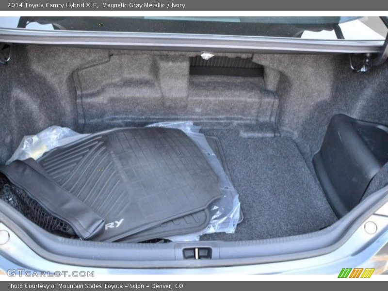 Magnetic Gray Metallic / Ivory 2014 Toyota Camry Hybrid XLE