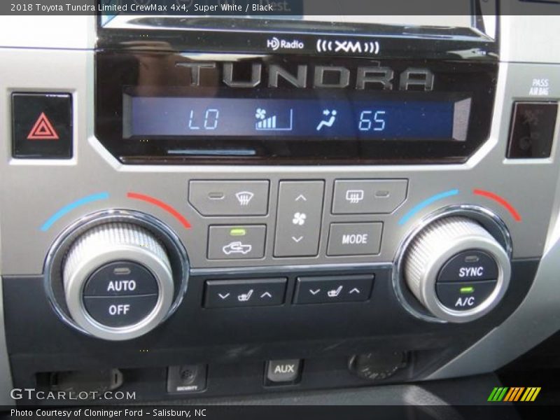 Super White / Black 2018 Toyota Tundra Limited CrewMax 4x4