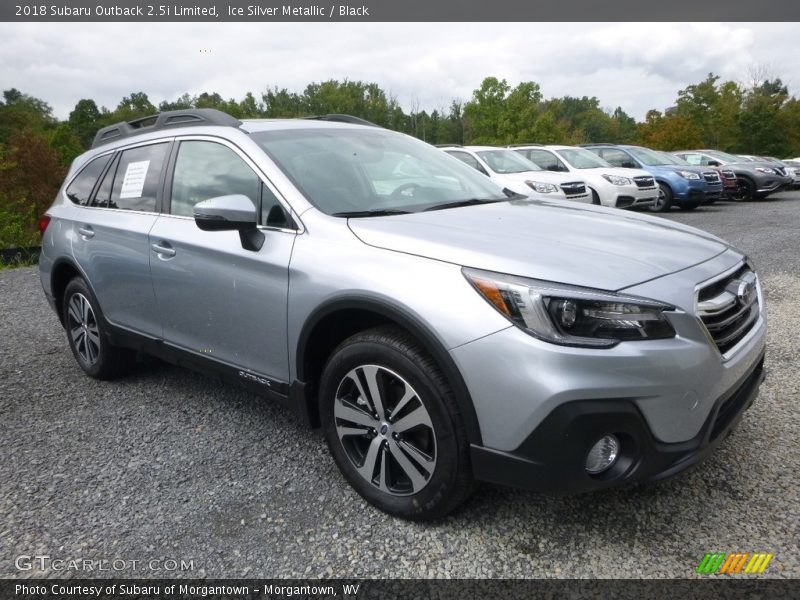 Front 3/4 View of 2018 Outback 2.5i Limited
