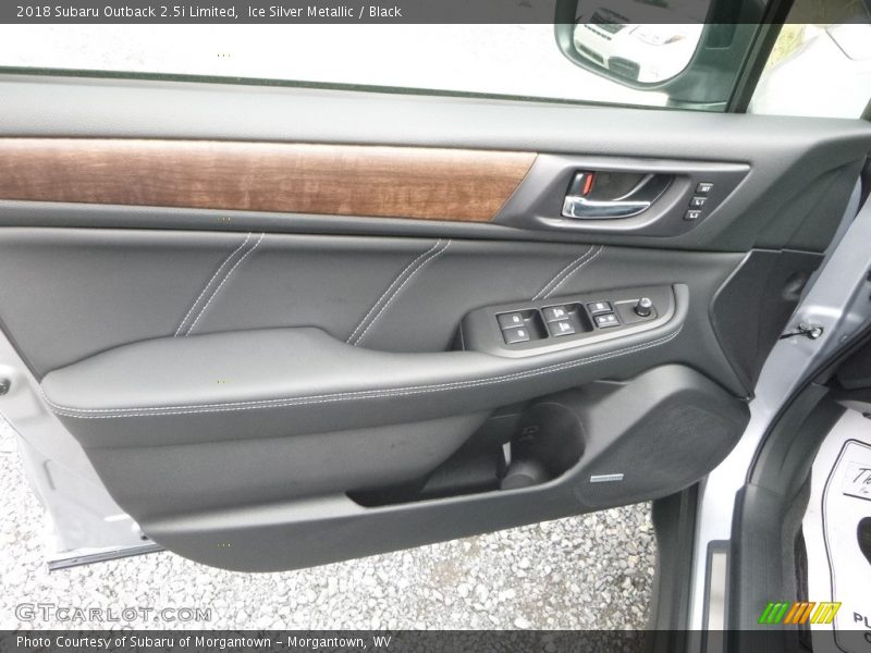 Door Panel of 2018 Outback 2.5i Limited