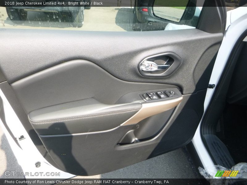 Bright White / Black 2018 Jeep Cherokee Limited 4x4