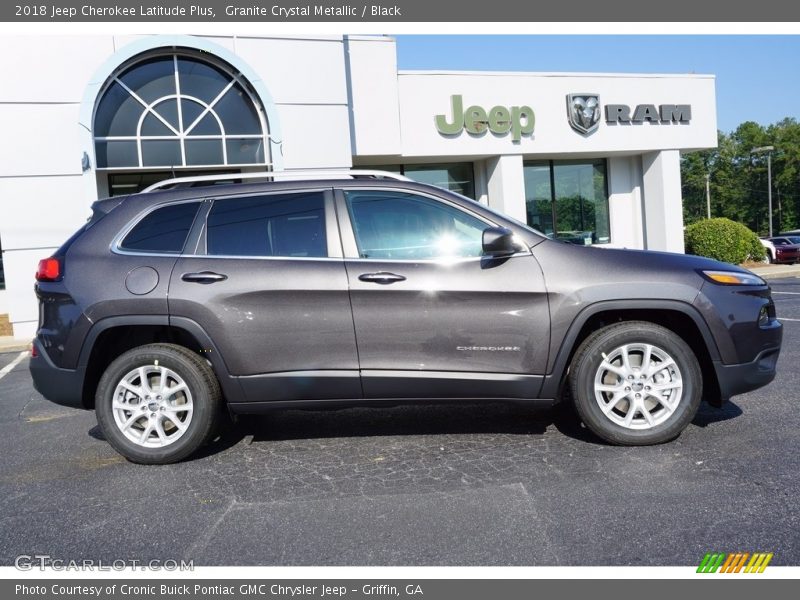 Granite Crystal Metallic / Black 2018 Jeep Cherokee Latitude Plus