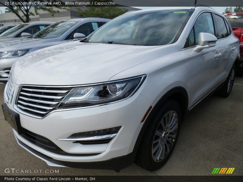 Front 3/4 View of 2018 MKC Reserve AWD