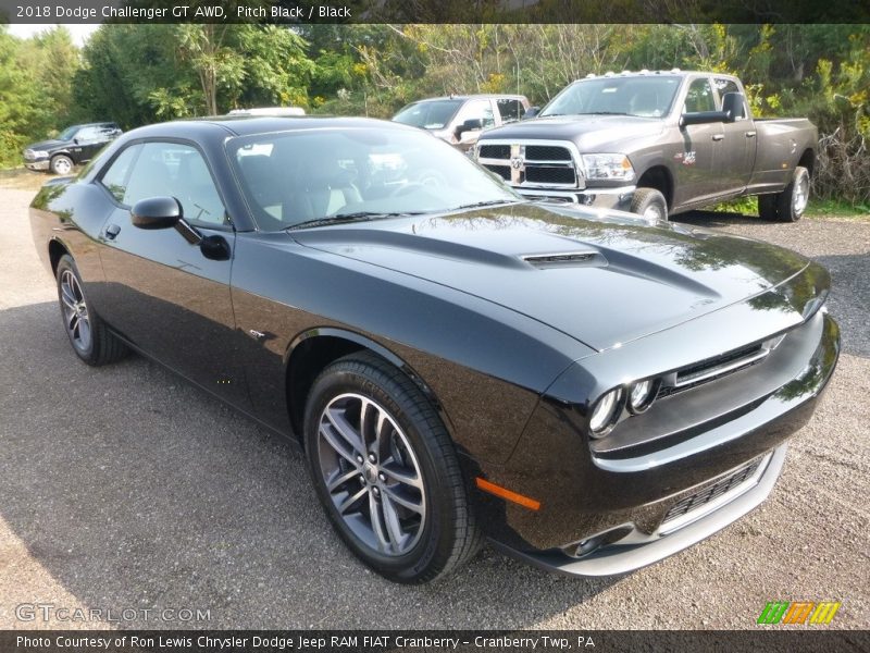 Front 3/4 View of 2018 Challenger GT AWD