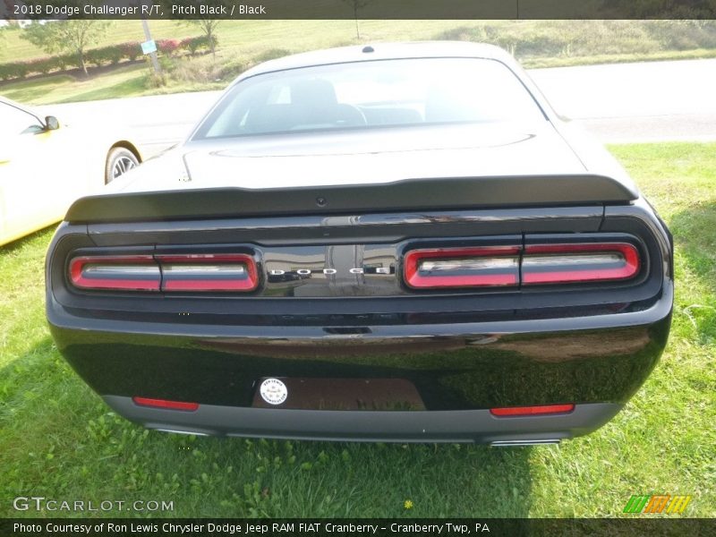 Pitch Black / Black 2018 Dodge Challenger R/T