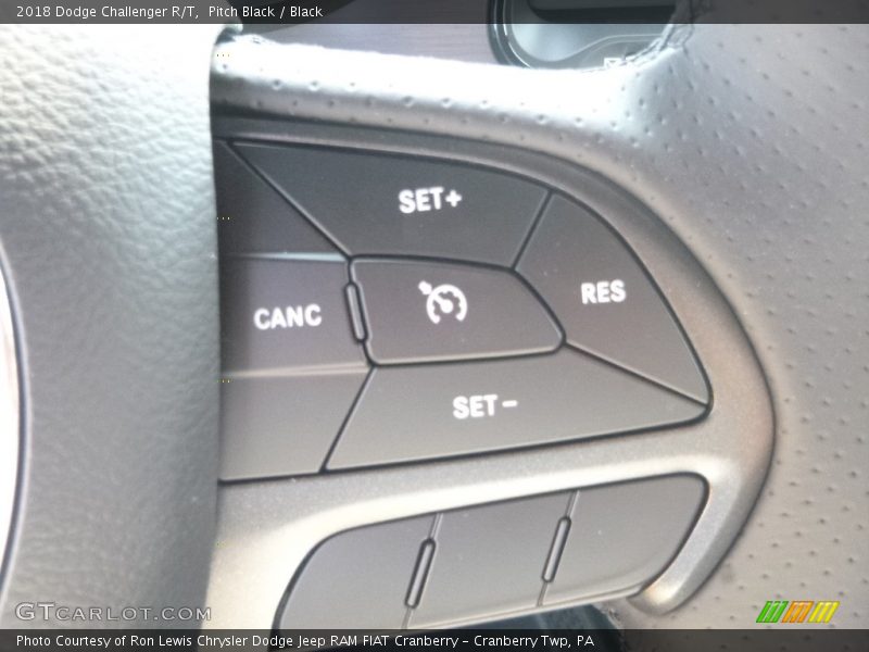 Pitch Black / Black 2018 Dodge Challenger R/T