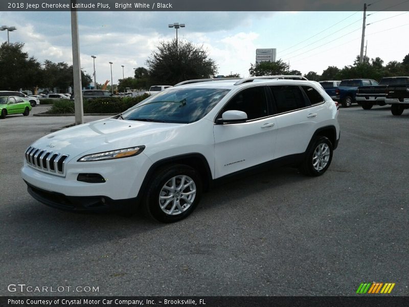 Bright White / Black 2018 Jeep Cherokee Latitude Plus