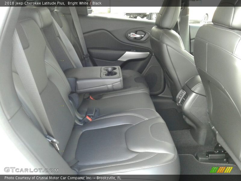Bright White / Black 2018 Jeep Cherokee Latitude Plus