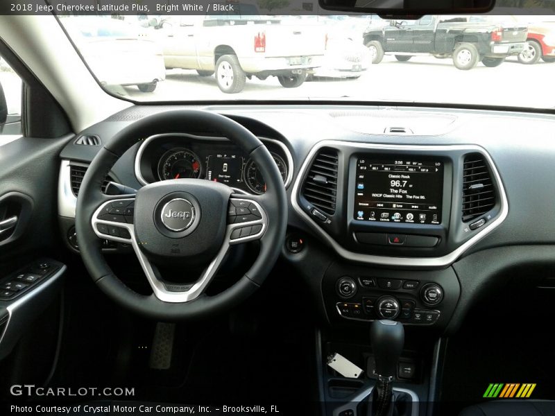 Bright White / Black 2018 Jeep Cherokee Latitude Plus