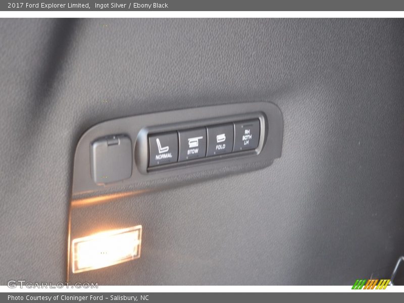 Ingot Silver / Ebony Black 2017 Ford Explorer Limited