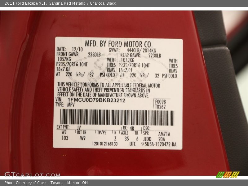 Sangria Red Metallic / Charcoal Black 2011 Ford Escape XLT