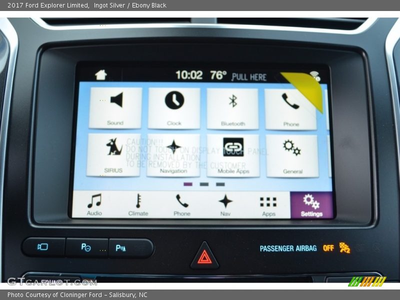 Ingot Silver / Ebony Black 2017 Ford Explorer Limited