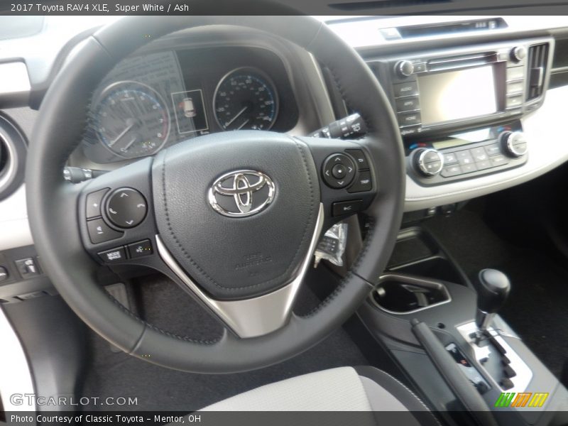 Super White / Ash 2017 Toyota RAV4 XLE