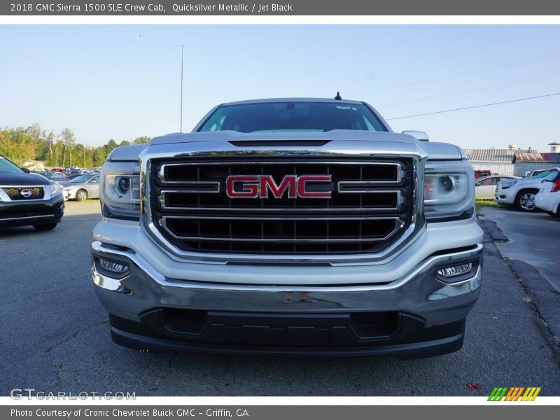 Quicksilver Metallic / Jet Black 2018 GMC Sierra 1500 SLE Crew Cab