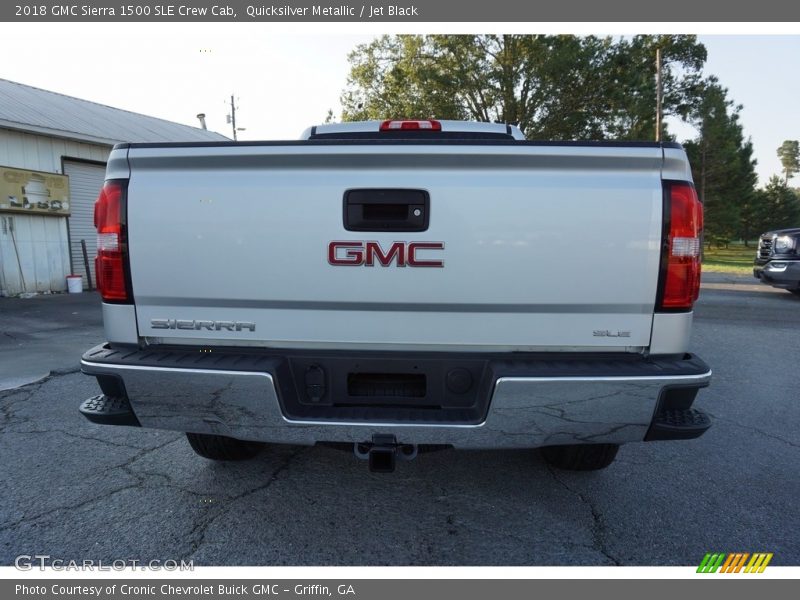 Quicksilver Metallic / Jet Black 2018 GMC Sierra 1500 SLE Crew Cab