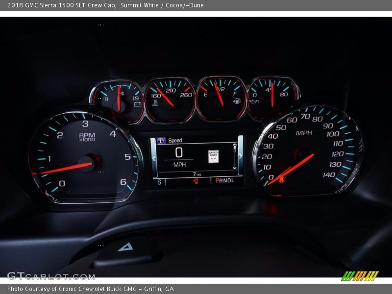 Summit White / Cocoa/­Dune 2018 GMC Sierra 1500 SLT Crew Cab