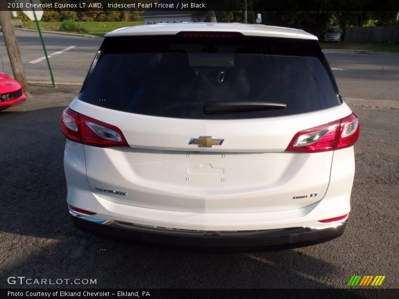 Iridescent Pearl Tricoat / Jet Black 2018 Chevrolet Equinox LT AWD