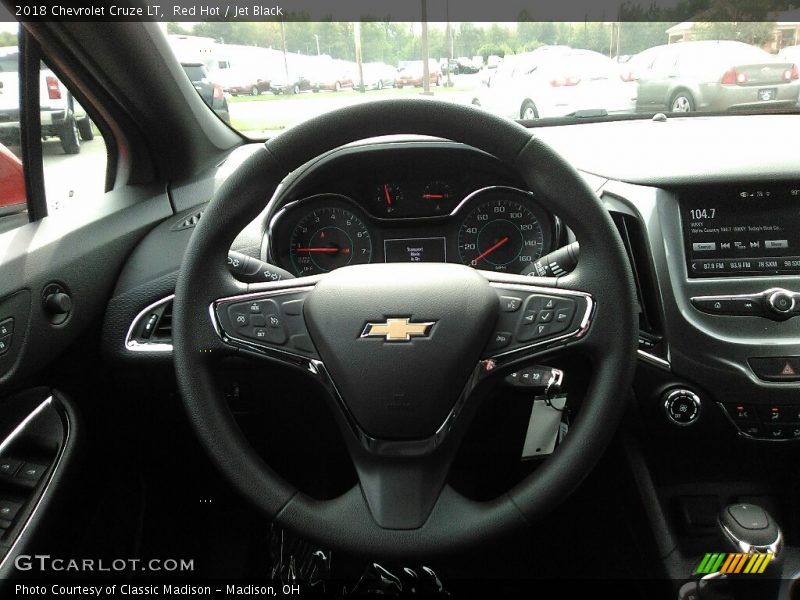 Red Hot / Jet Black 2018 Chevrolet Cruze LT