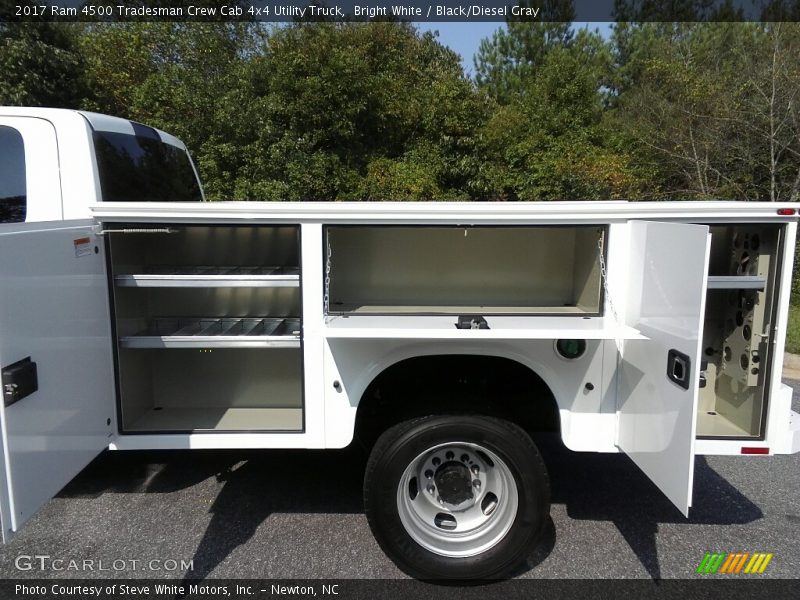 Bright White / Black/Diesel Gray 2017 Ram 4500 Tradesman Crew Cab 4x4 Utility Truck