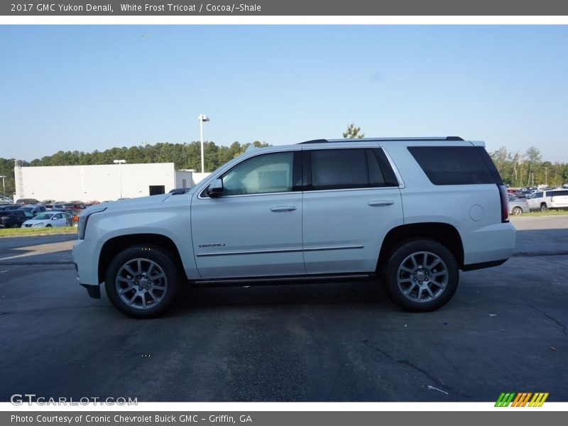 White Frost Tricoat / Cocoa/­Shale 2017 GMC Yukon Denali