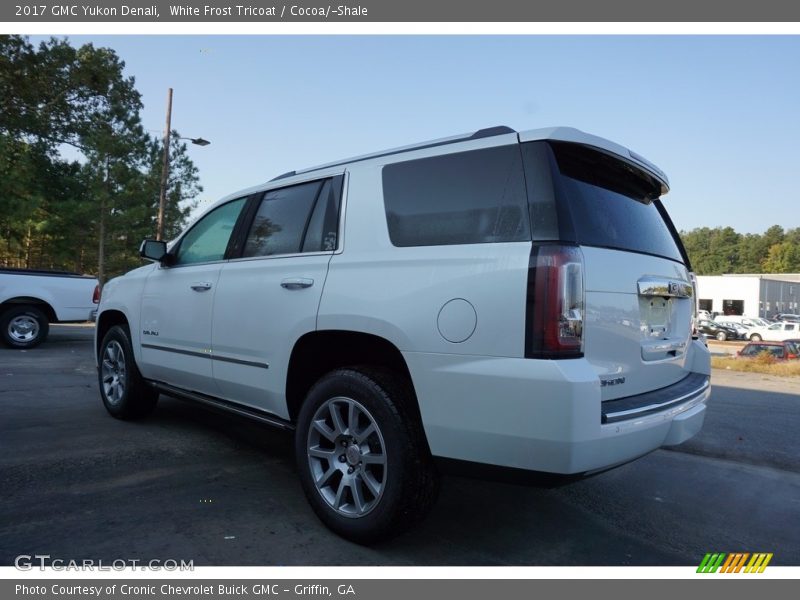 White Frost Tricoat / Cocoa/­Shale 2017 GMC Yukon Denali