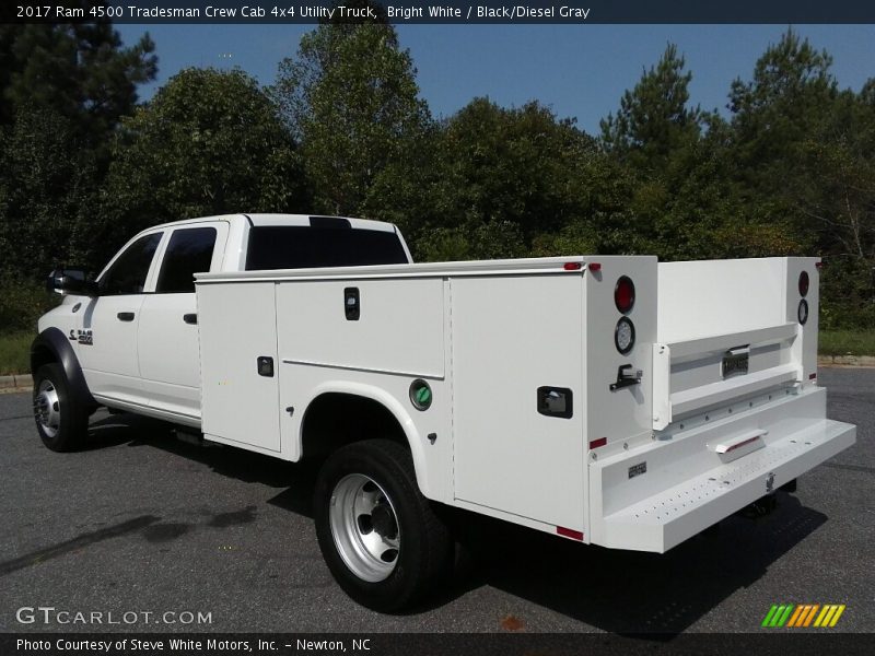 Bright White / Black/Diesel Gray 2017 Ram 4500 Tradesman Crew Cab 4x4 Utility Truck