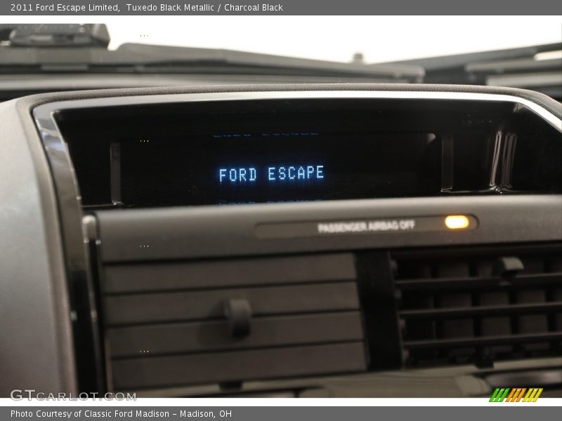 Tuxedo Black Metallic / Charcoal Black 2011 Ford Escape Limited