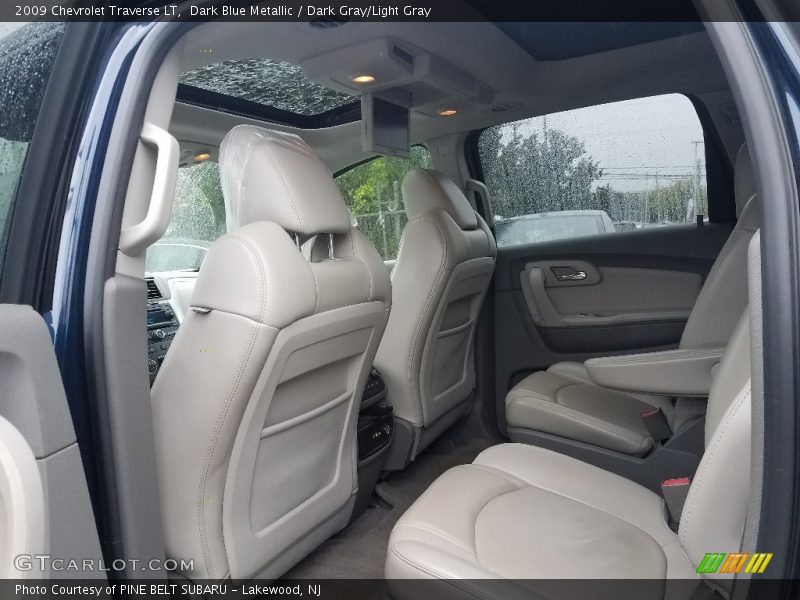 Dark Blue Metallic / Dark Gray/Light Gray 2009 Chevrolet Traverse LT