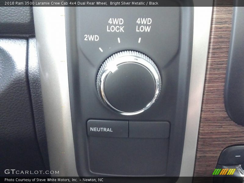 Bright Silver Metallic / Black 2018 Ram 3500 Laramie Crew Cab 4x4 Dual Rear Wheel