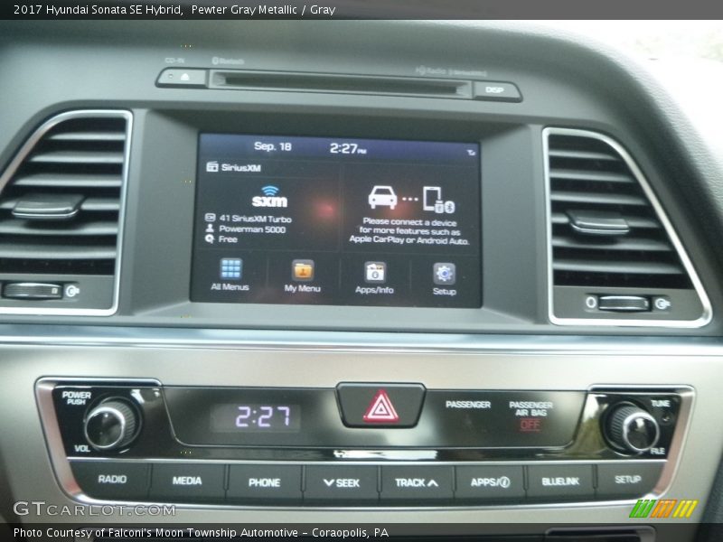 Pewter Gray Metallic / Gray 2017 Hyundai Sonata SE Hybrid